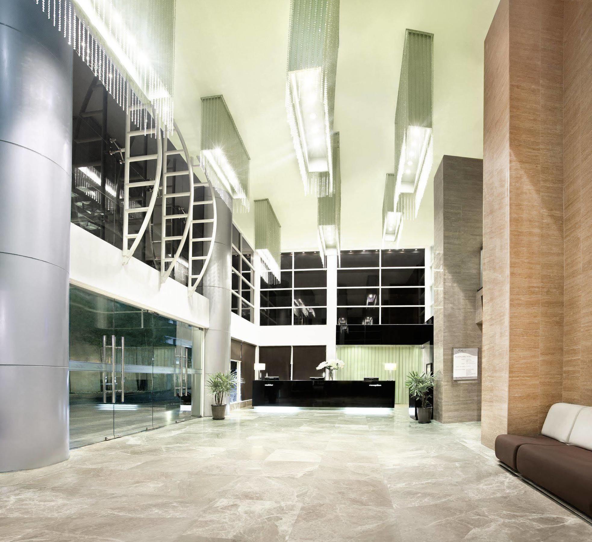 Silka Johor Bahru Hotel Buitenkant foto