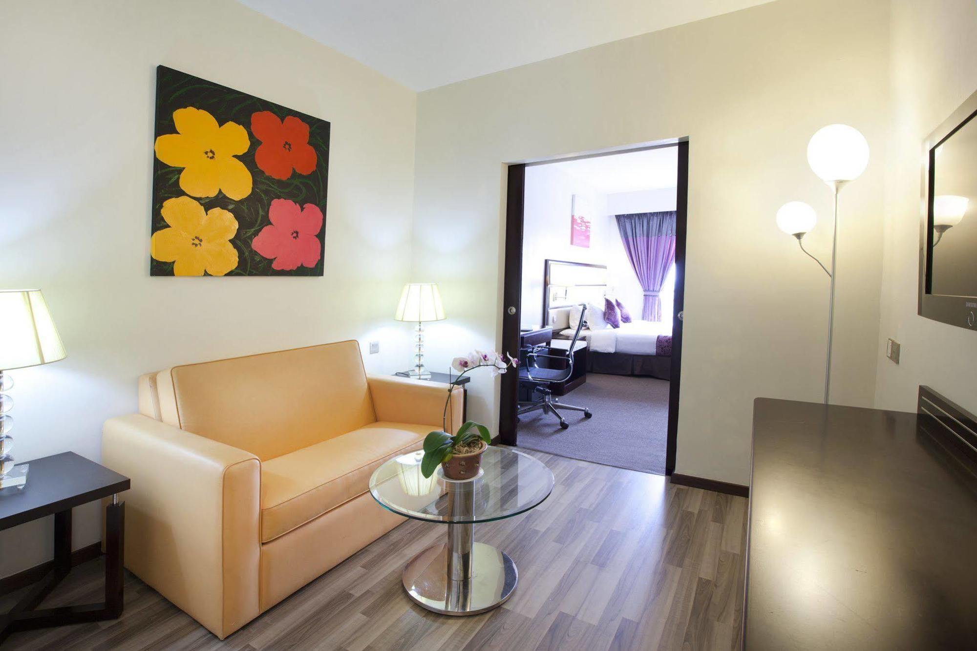 Silka Johor Bahru Hotel Buitenkant foto
