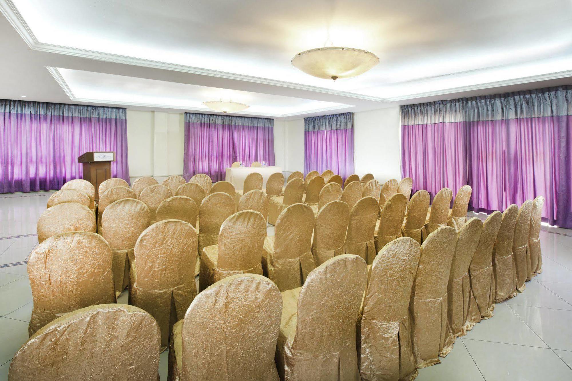 Silka Johor Bahru Hotel Buitenkant foto