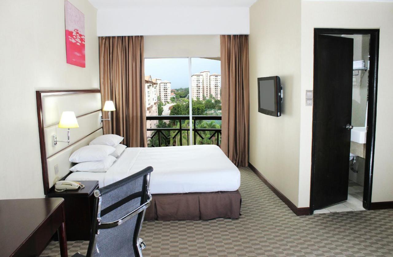 Silka Johor Bahru Hotel Buitenkant foto